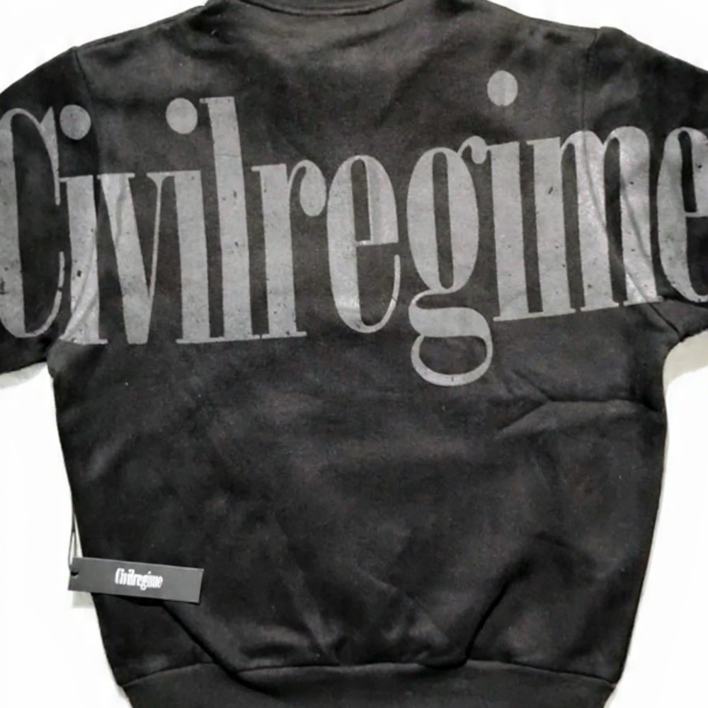Civil Regime Quarter Zip Fleece in a Black